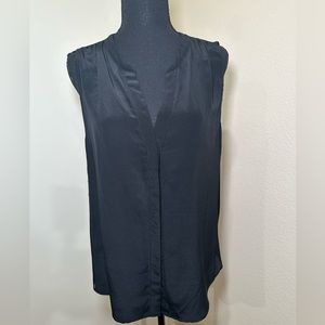 Joie Sleeveless button-down top